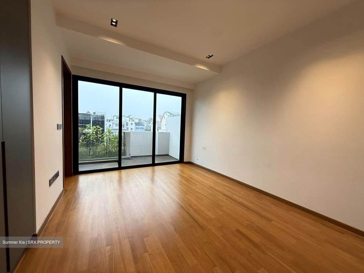 Sembawang Straits Estate (D27), Terrace #571392641